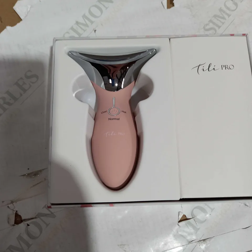 TILI PRO LED ANTI-AGEING HOT & COLD FACIAL TONING DEVICE