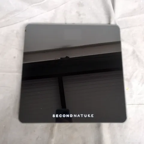 SECOND NATURE SMART SCALES