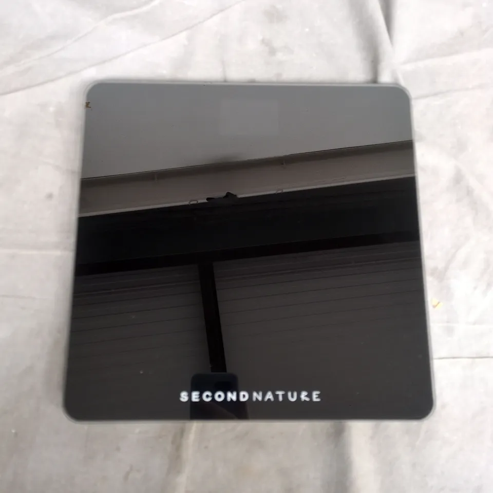 SECOND NATURE SMART SCALES