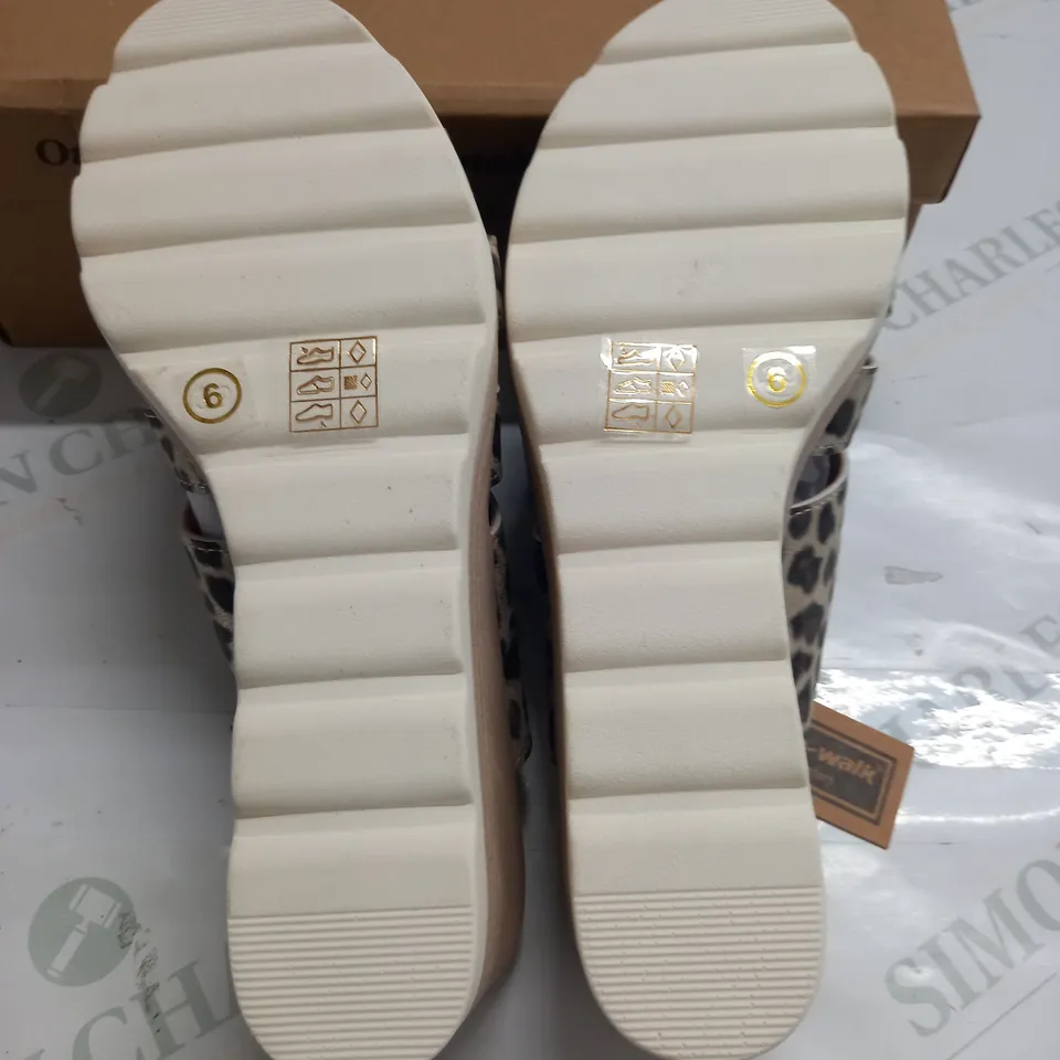 BOXED CUSHION WALK CHESTNUT LEOPARD PRINT PLATFORM SANDALS - SIZE 6