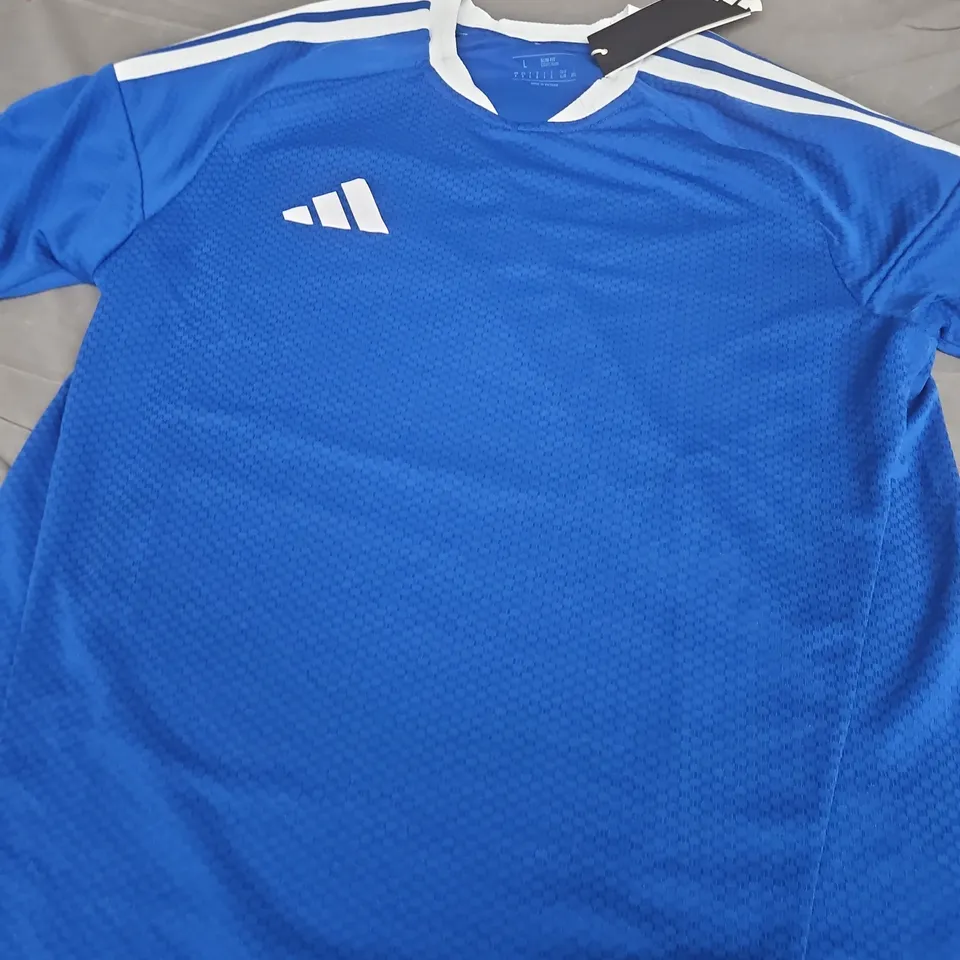 ADIDAS BLUE SPORTS JERSEY - SIZE L