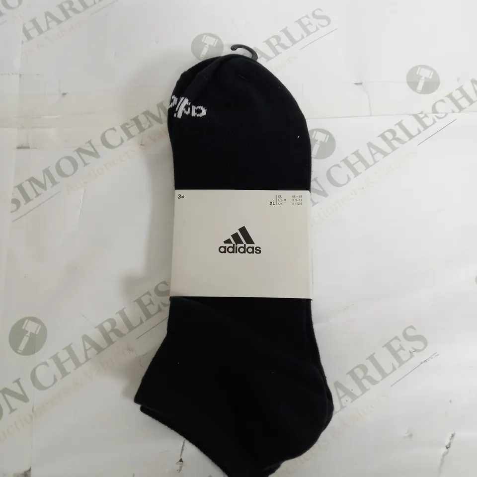 ADIDAS LOW BLACK SOCKS - UK 11-12.5