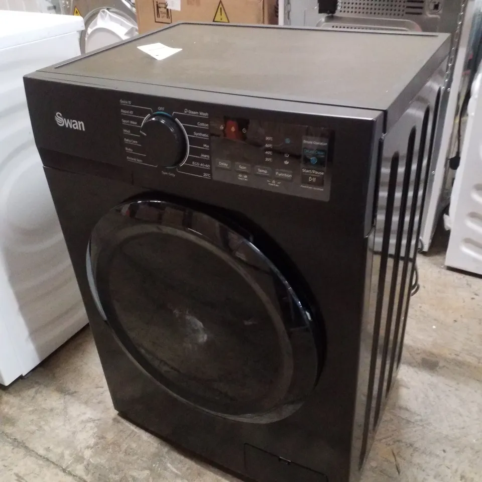 SWAN 8KG 1400 SPIN FREESTANDING WASHING MACHINE - BLACK