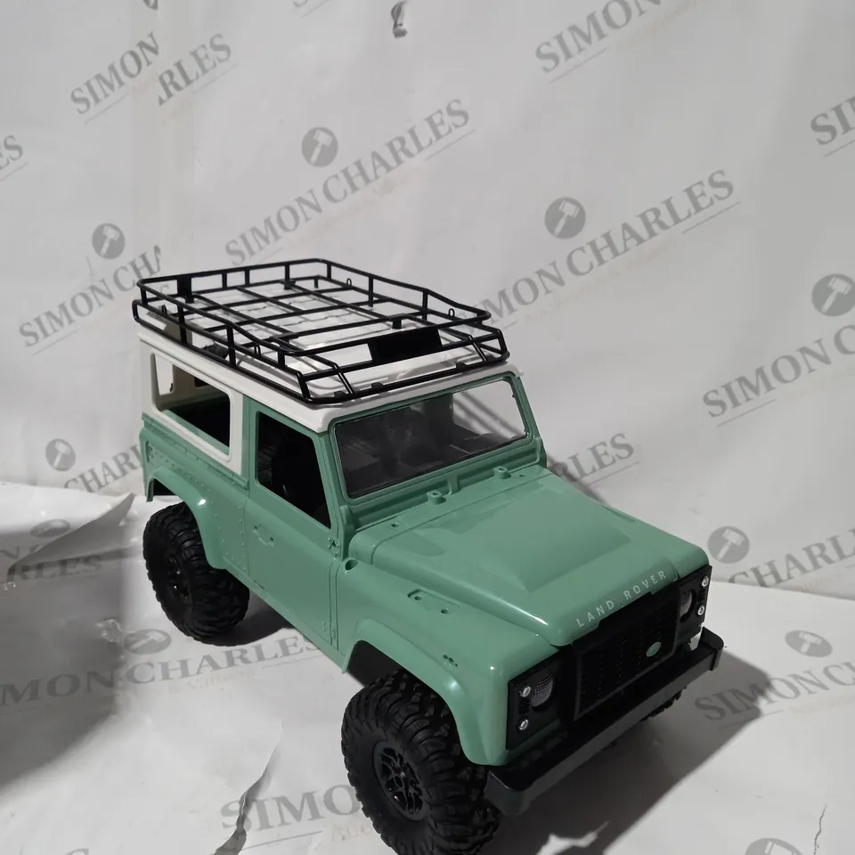 LAND ROVER DEFENDER 90 2015 1:12