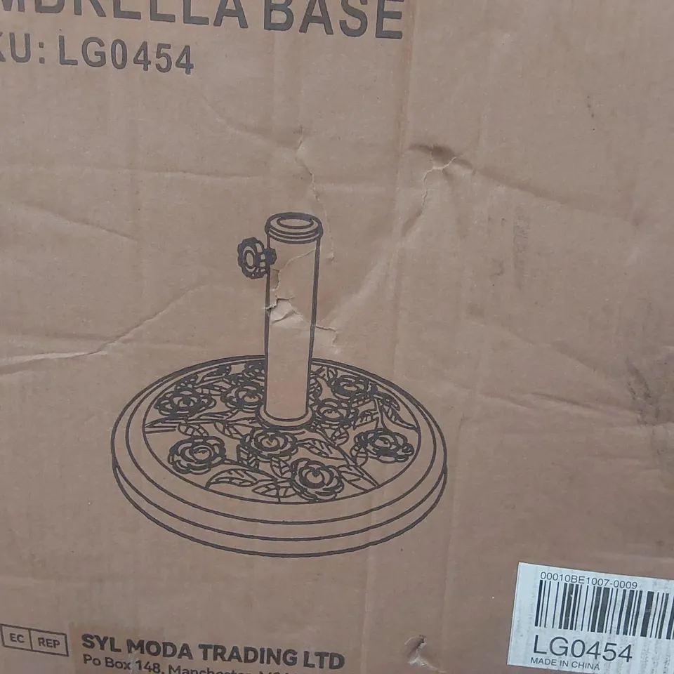 BOXED BREEINS UMBRELLA BASE