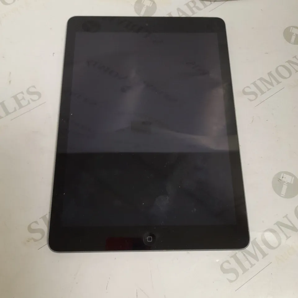 APPLE IPAD AIR A1475