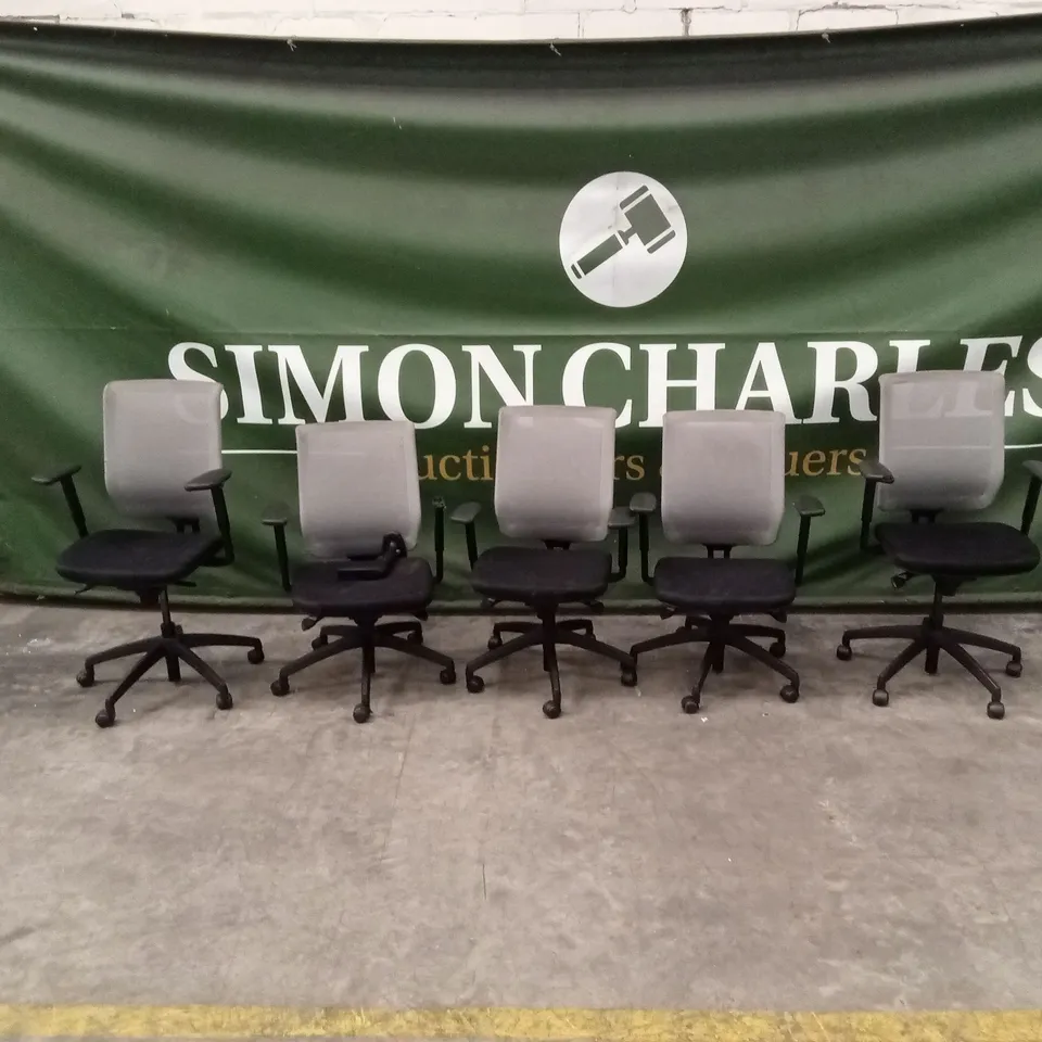 10 x ASSORTED SWIVEL OFFICE CHAIRS