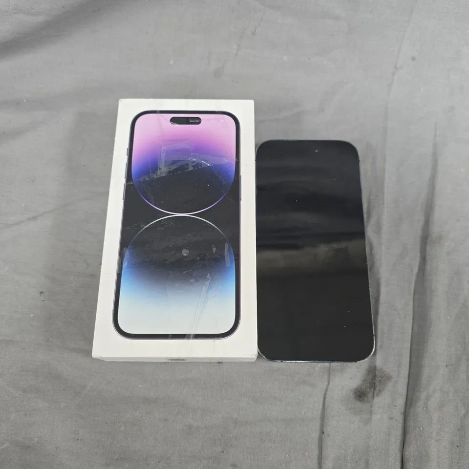 APPLE IPHONE - BOXED