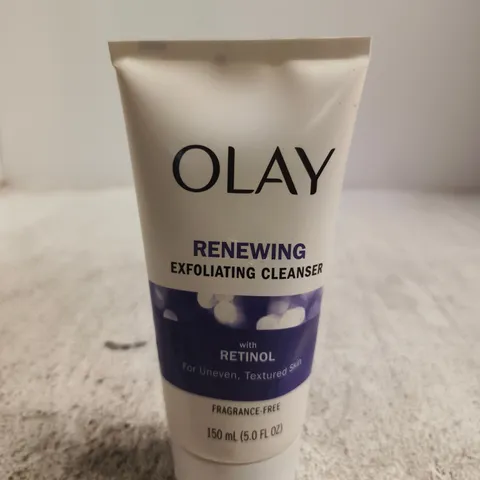 OLAY RENEWING EXFOLIATING CLEANSER WITH RETINOL – FRAGRANCE-FREE, 150 ML