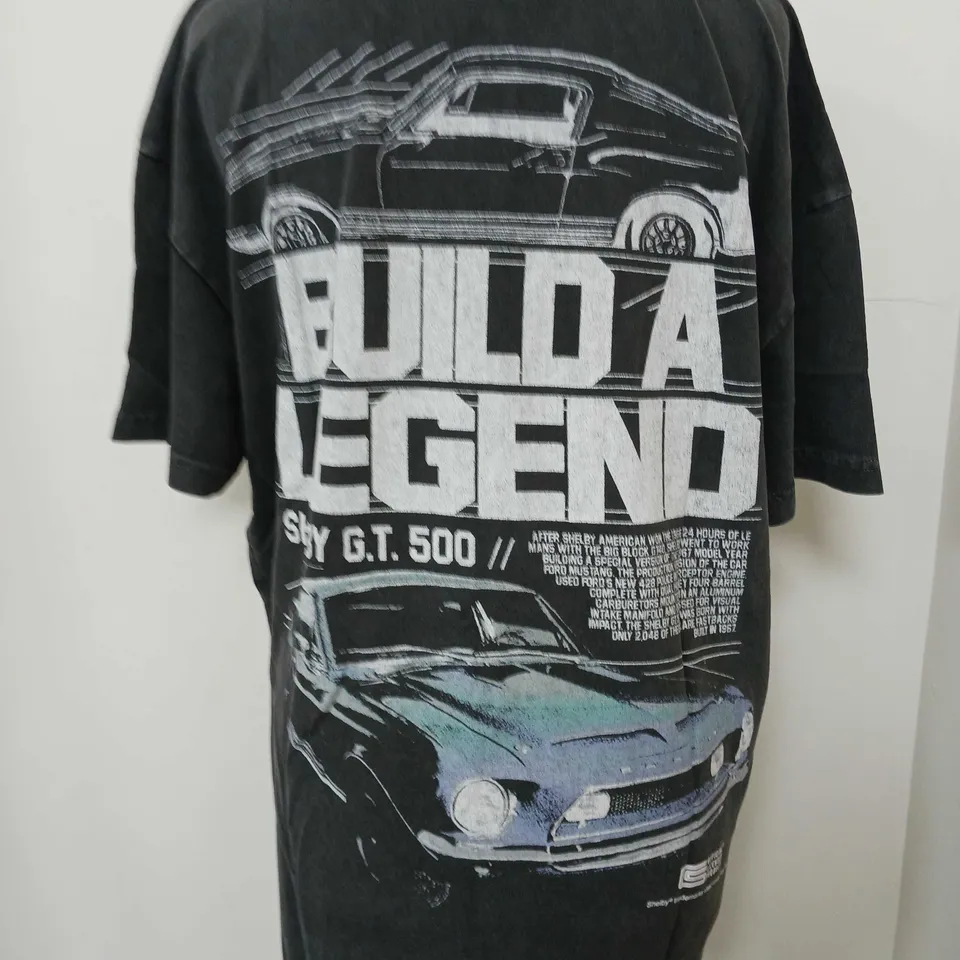 ABERCROMBIE & FITCH SHELBY "BUILD A LEGEND" T-SHIRT - SIZE LARGE
