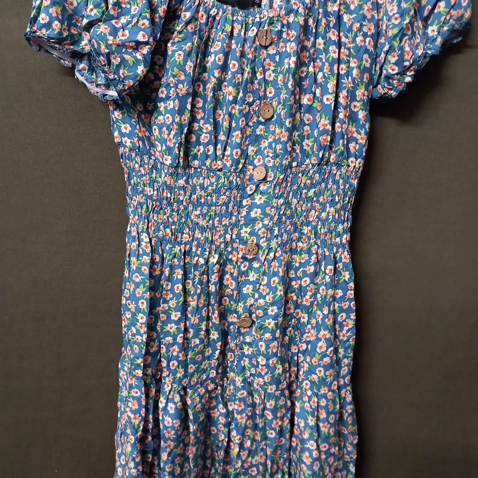 KURT MULLER WOMAN PUFFY SLEEVE MAXI DRESS IN FLORAL DESIGN IN BLUE - S/M