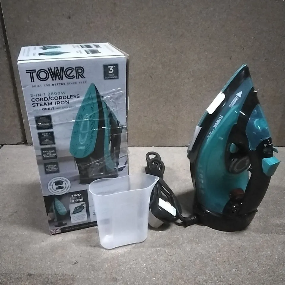 BOXED TOWER STEAM IRON