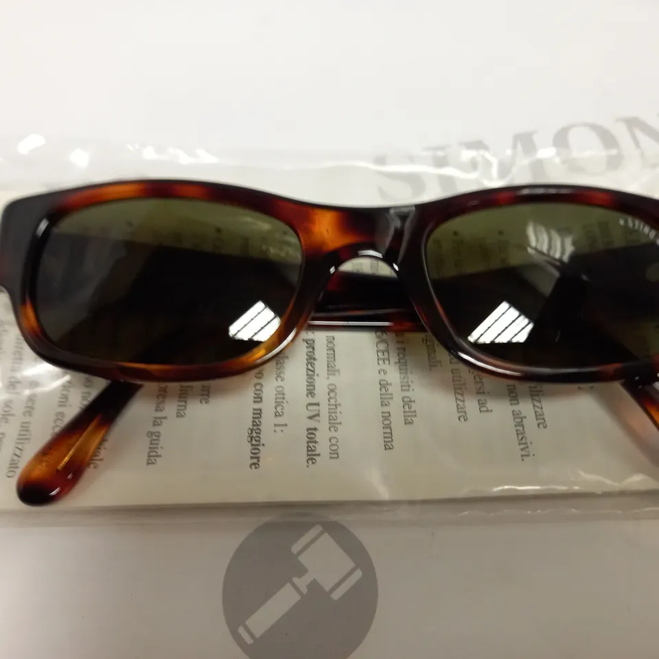 APPROXIMATELY 10 DIERRE STING SUNGLASSES - BOXED