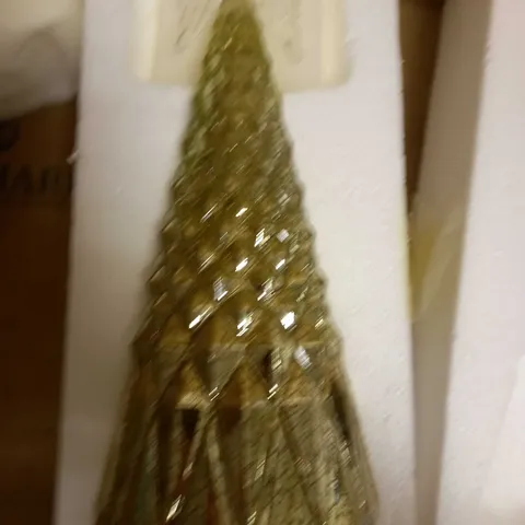 GOLDEN CHRISTMAS TREE
