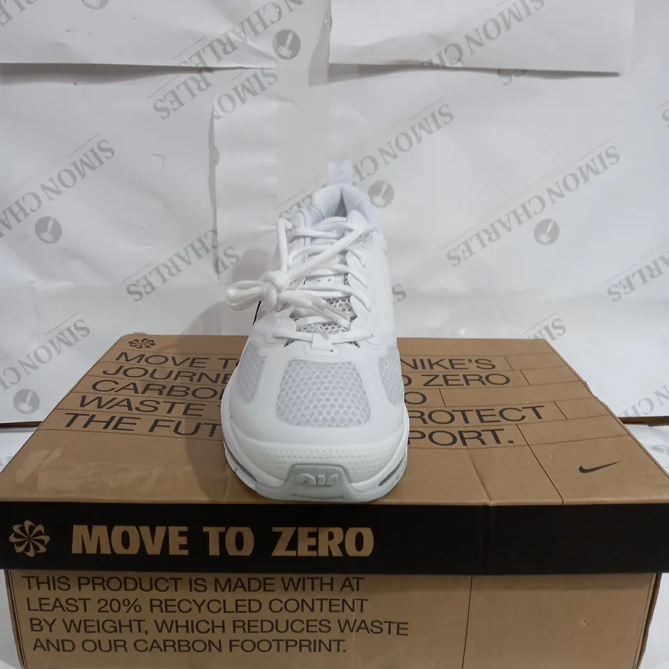 PAIR OF NIKE AIR MAX GENOME IN WHITE - UK SIZE 9 