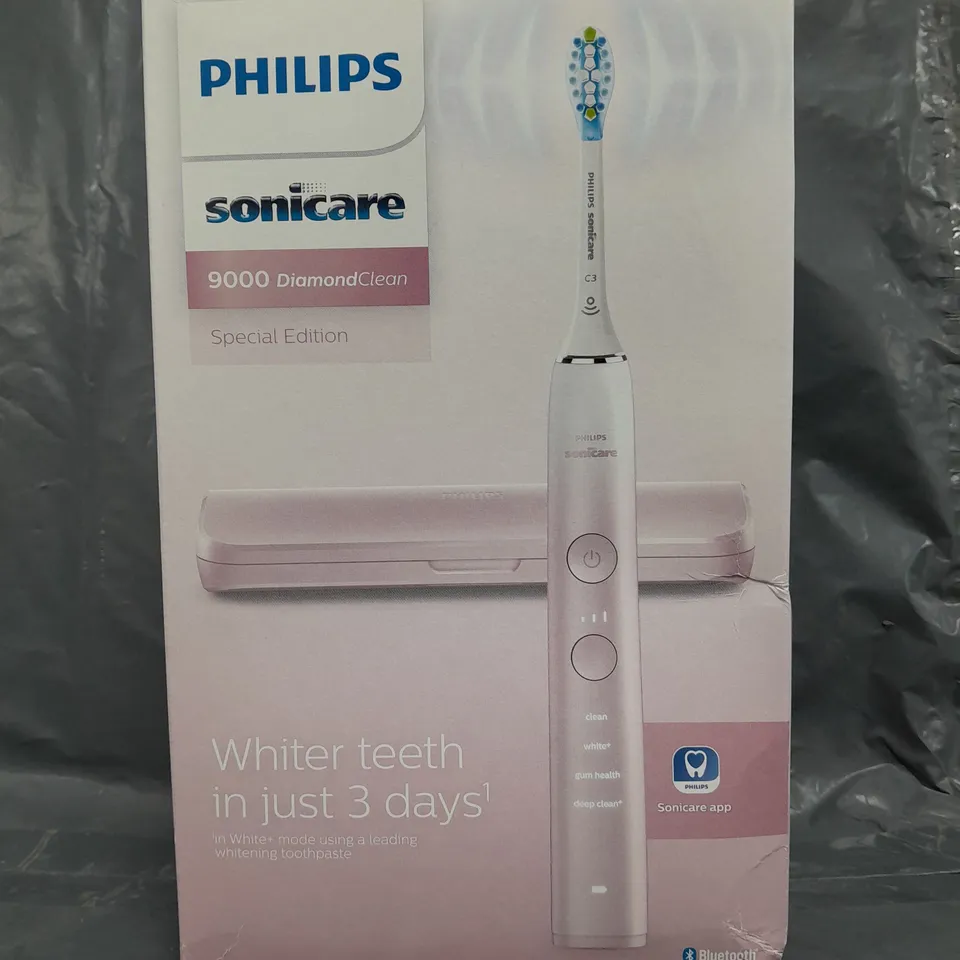 PHILIPS SONICARE DIAMONDCLEAN 9000 ELECTRIC TOOTHBRUSH IN PINK