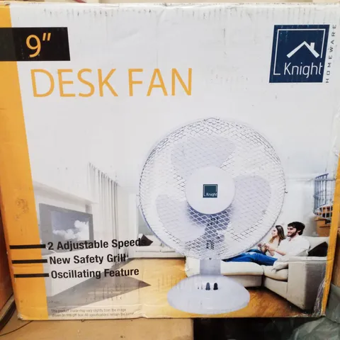 BOXED KNIGHT 9" DESK FAN