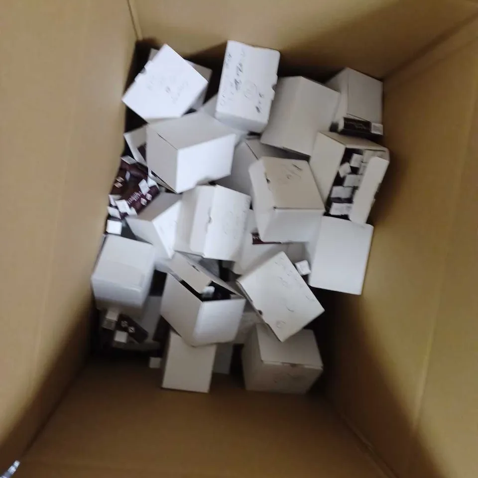 LOT OF APPROX 30 10PCS BOXES TO INCLUDE VAPER HEIGHTS FLUID