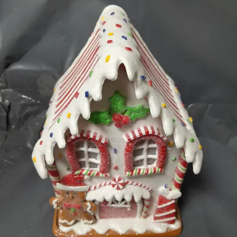 BOXED THREE KINGS GINGERBREAD HOUSE CHRISTMAS DECORATION - 20 X 14 CM