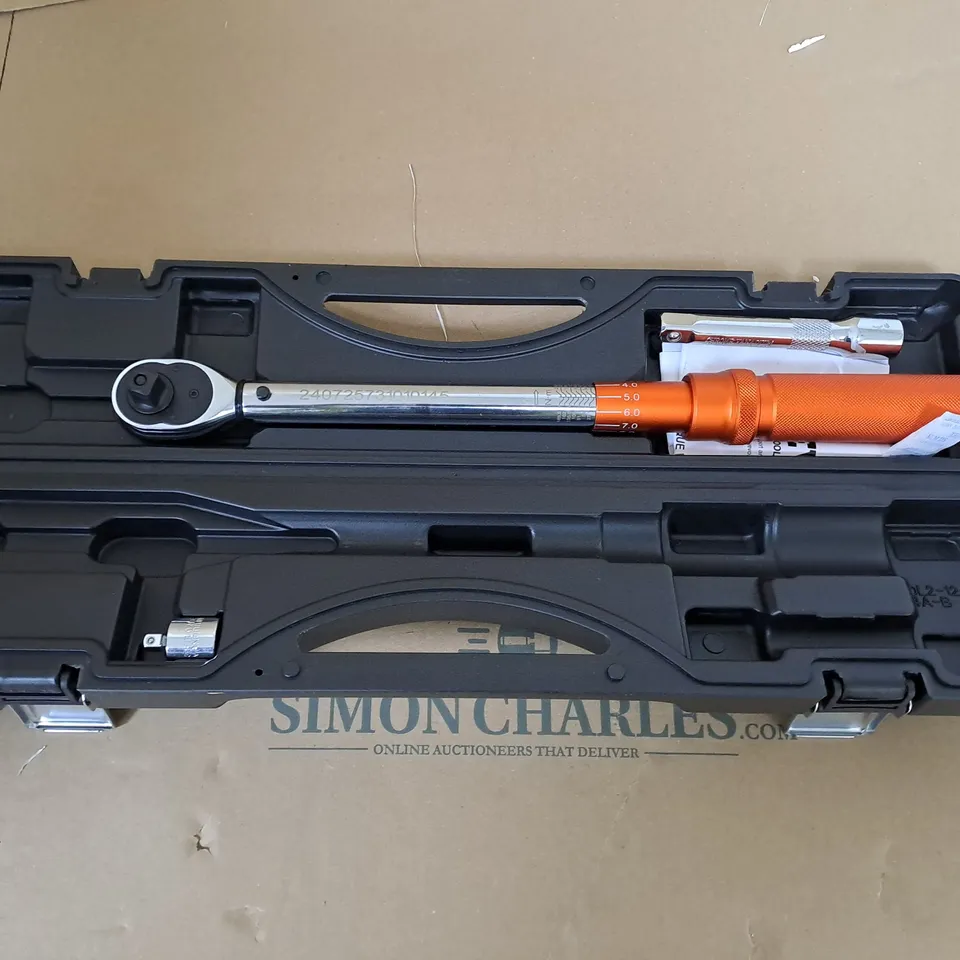 BOXED VEVOR TORQUE WRENCH