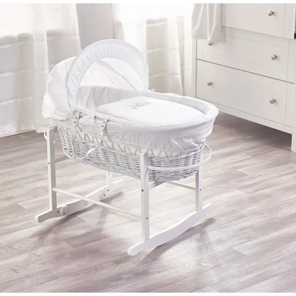 BOXED ARAGO MOSES BASKET WITH STAND WITH BEDDING WITH MATTRESS AND STAND (1 BOX)