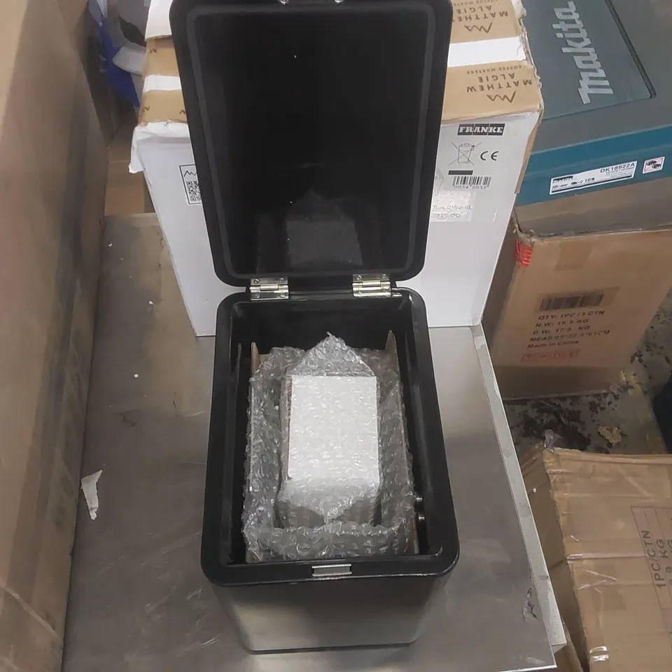 BOXED FRANKE COOL BOX