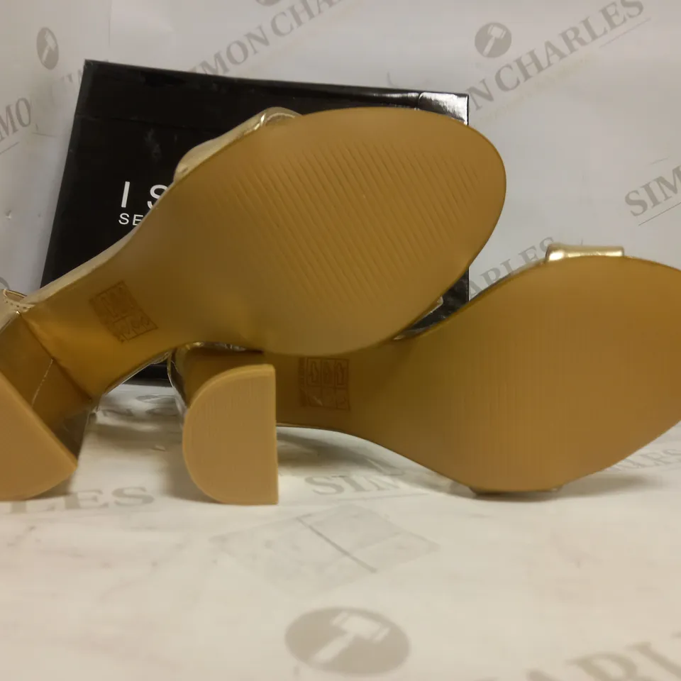 I SAW IT FIRST BLOCK HEEL ANKLE STRAP SANDAL IN GOLD UK 3 