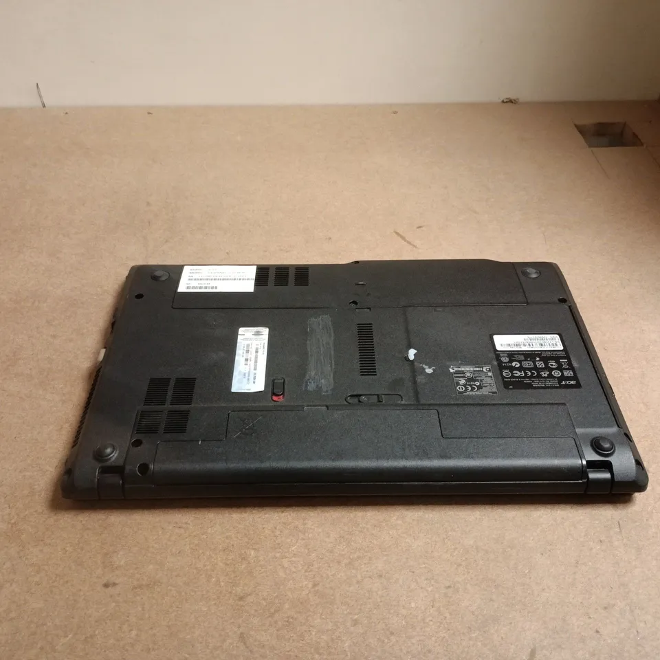 ACER TRAVELMATE 5735 SERIES LAPTOP