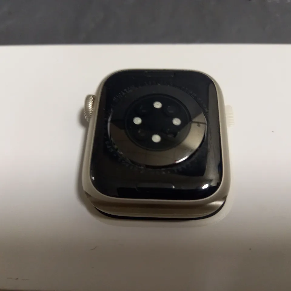 APPLE WATCH SERIES 8 41MM SMART WATCH