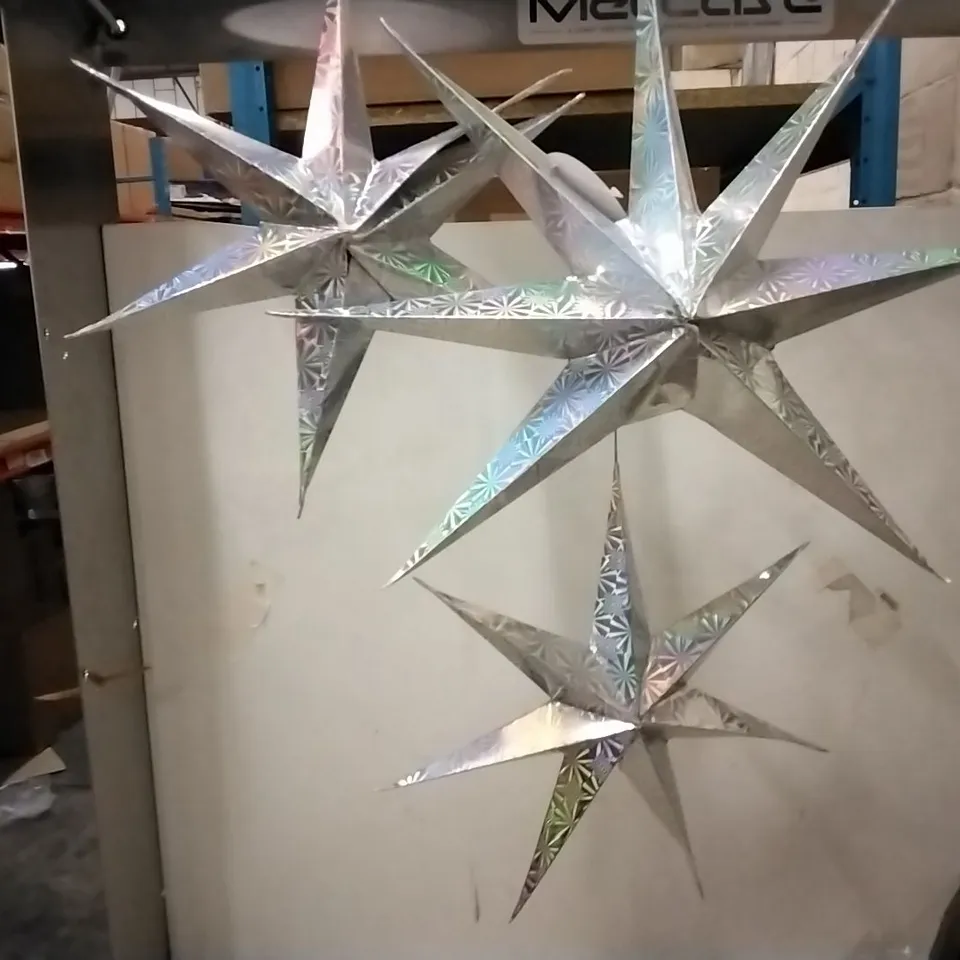 BOX CONTAINING FOLDABLE STAR DECORATIONS,  24 PCS 