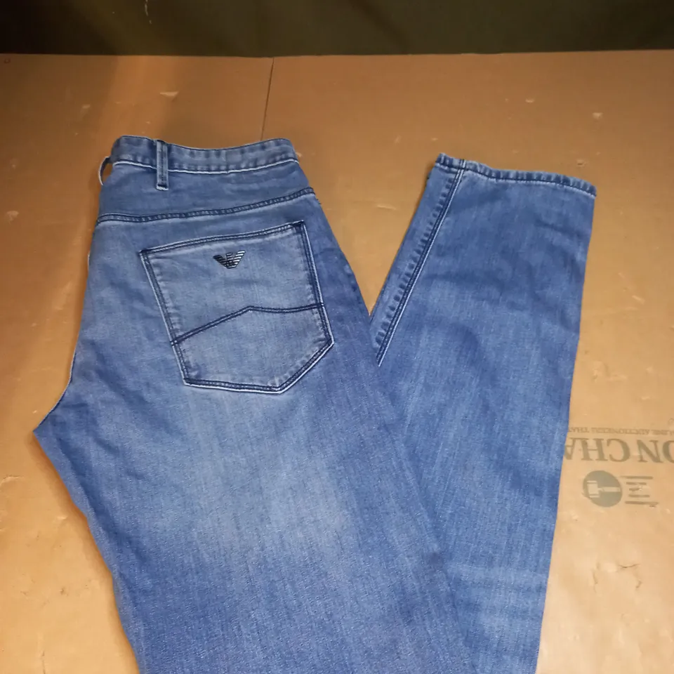 MENS EMPORIO ARMANI DENIM JEANS SIZE 32