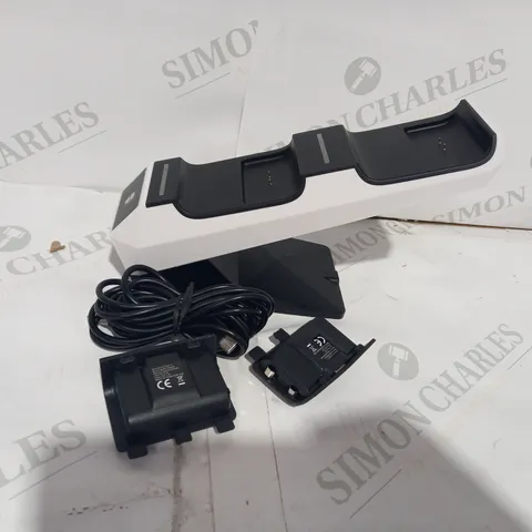 NUMSKULL XBOX SERIES X DUAL CHARGING DOCK