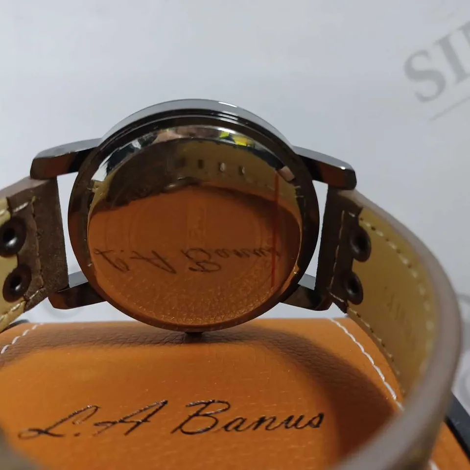 LA BANUS VINTAGE LEATHER STRAP WRISTWATCH 