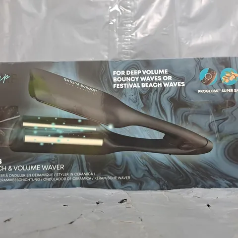 BOXED REVAMP 2-IN-1 BEACH & VOLUME PROFESSIONAL CERAMIC WAVER