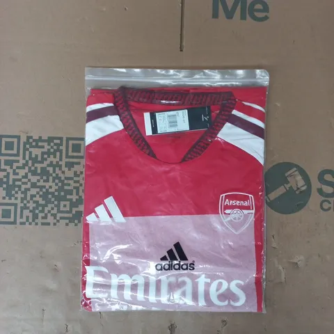 BAGGED ADIDAS ARSENAL FOOTBALL JERSEY IN RED SIZE 4XL