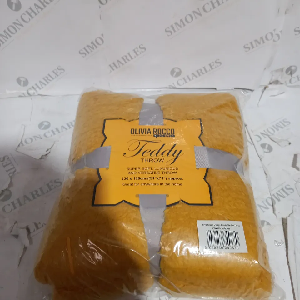 OLIVIA ROCCO TEDDY THROW 