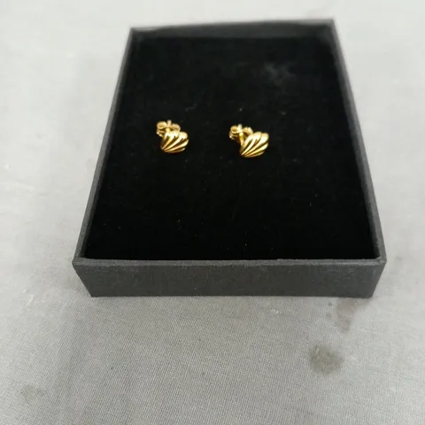 THE LOVE COLLECTION. GOLD PLATED STERLING SILVER SHELL STUD EARRINGS