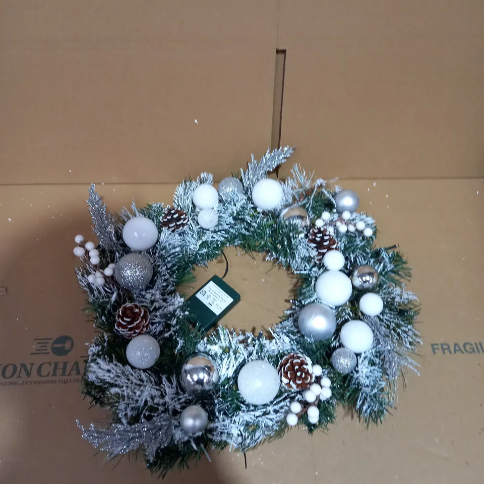 HOME REFLECTIONS PRE-LIT SNOWY SILVER WREATH