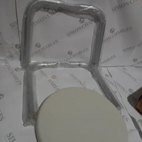 BOXED SINGLE STOOL SEAT 