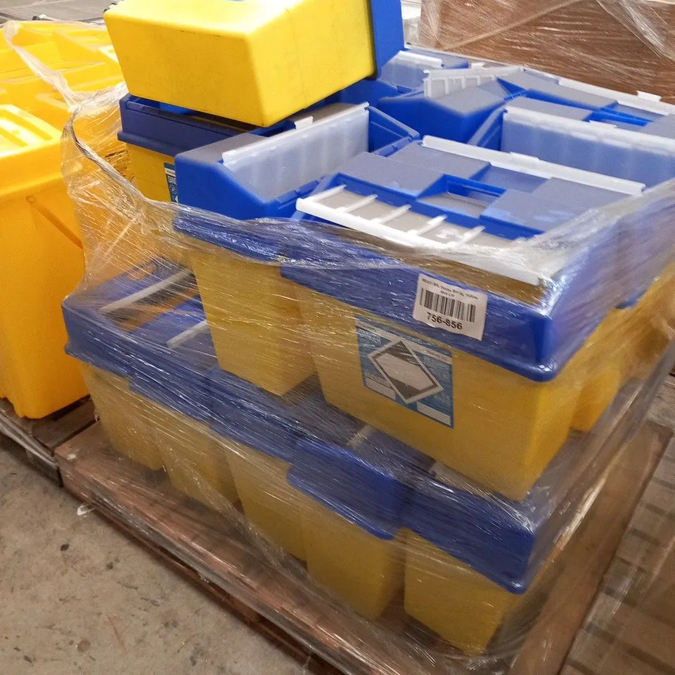 PALLET OF APPROXIMATELY 20 SHARPSAFE PHARMA 30L WD-011 BRL SHARPS BINS 30L YELLOW WITH BLUE LIDS