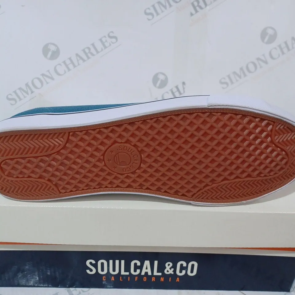 BOXED SOULCAL AND CO SUNRISE LACE SN00 SIZE 10