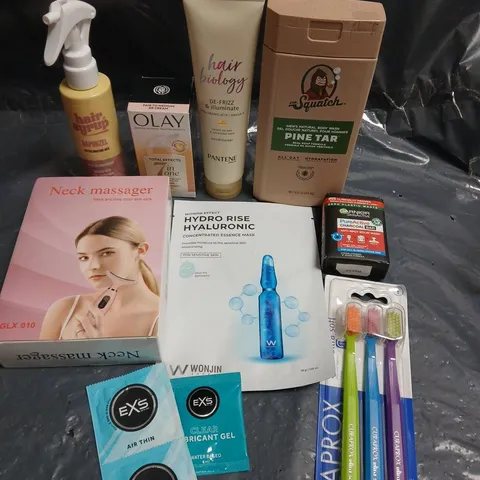 APPROXIMATELY 20 ASSORTED HEALTH & BEAUTY PRODUCTS TO INCLUDE CHARCOAL SOAP, NECK MASSAGER, PINE TAR BODY WASH ETC 