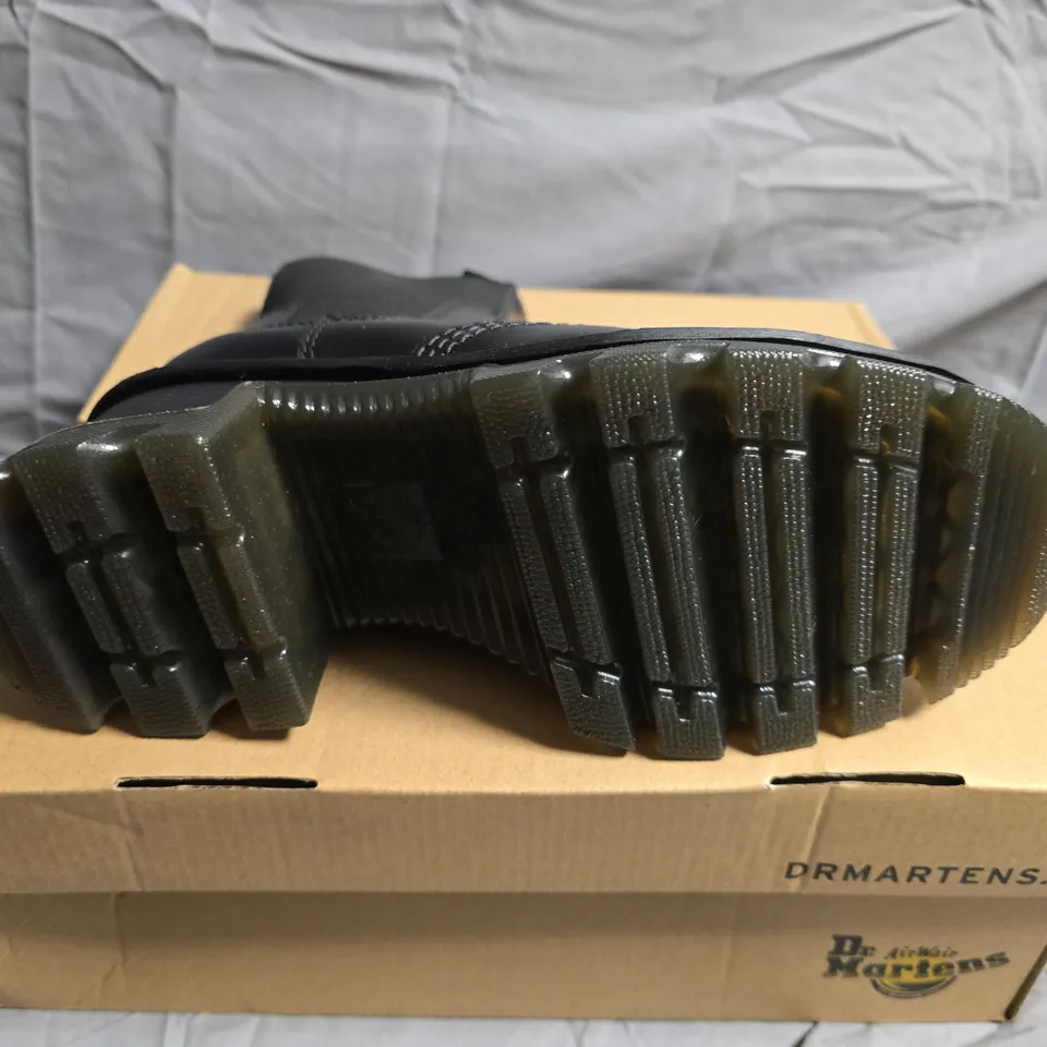 BOXED PAIR OF DR.MARTENS CORRAN CHELSEA BOOTS - UK SIZE 4