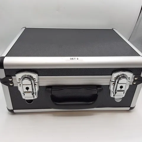 HEAVY DUTY CLIP LOCKABLE STORAGE CRATE WITH FOAM INSERTS