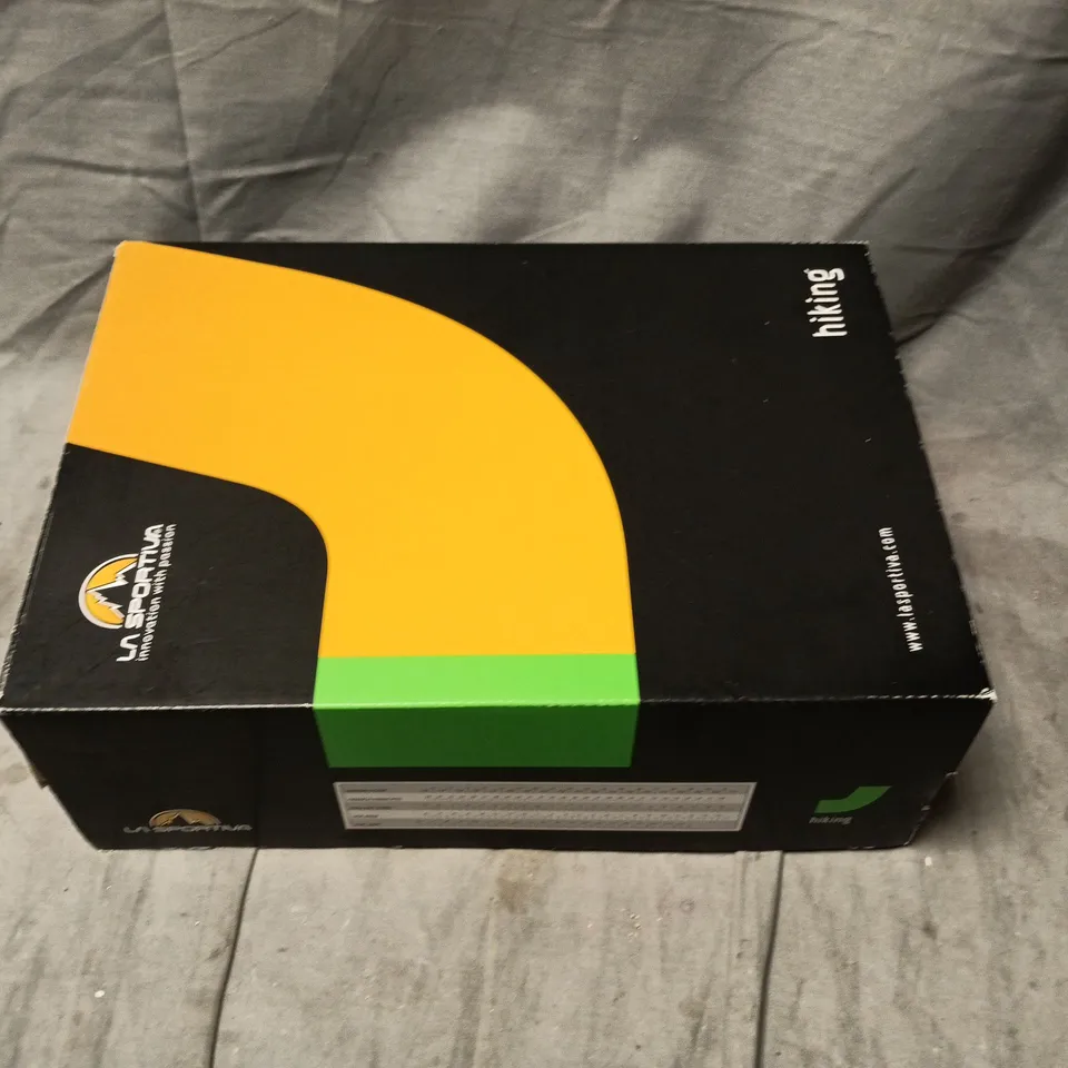 BOXED LA SPORTIVA PRODIGIO HIKE W GTX WOMEN'S HIKING SHOES – ONYX ROSE BAY, UK 3.5 (EU 36)