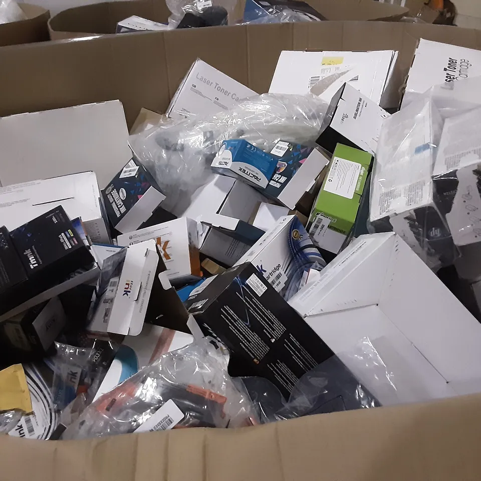 PALLET OF ASSORTED ITEMS INCLUDING KINGWAY PROFESSIONAL QUALITY INK CARTRIDGE, LASER TONER CARTRIDGE, TIMNK INK CARTRIDGES, STAR INK CARTRIDGES, KINGJET, HP LASERJET PRINT CARTRIDGE