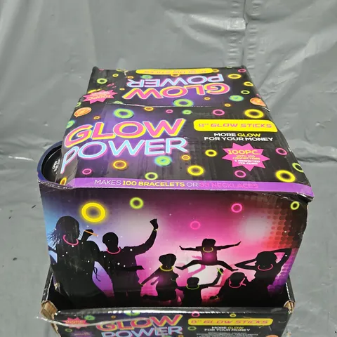 BOXED SET OF 16 GLOW POWER 8" GLOW STICK TUBES (100 GLOW STICKS PER TUBE) - COLLECTION ONLY