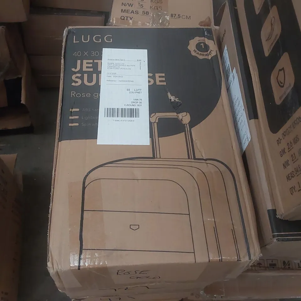 BOXED LUGG TRAVEL SUITCASE