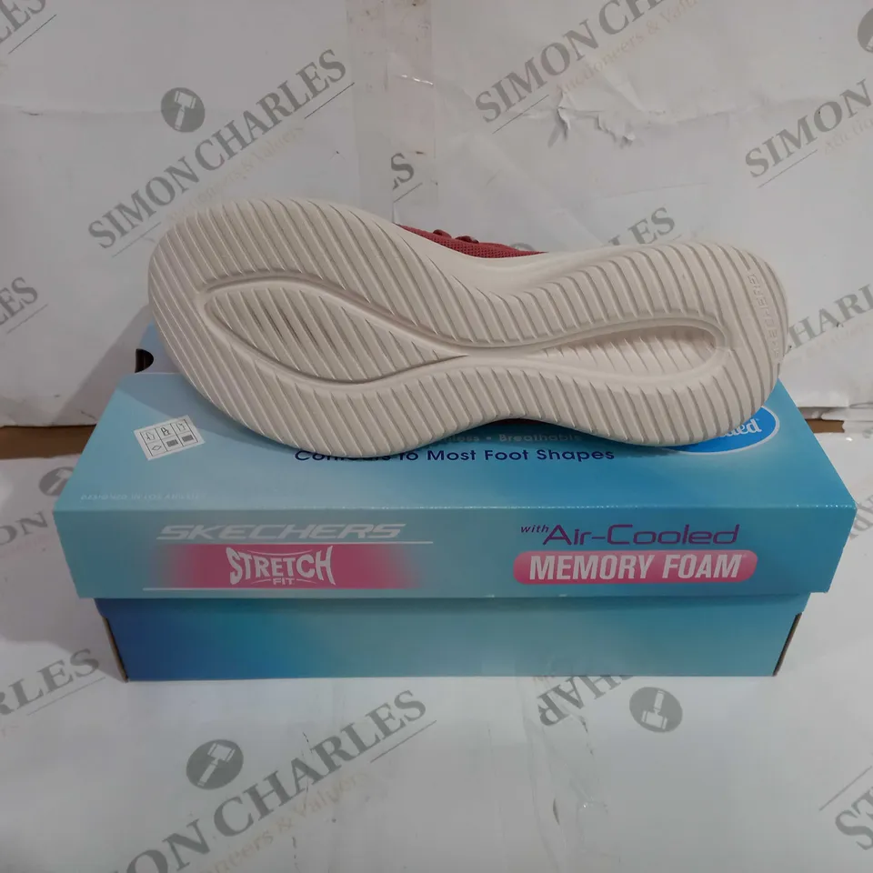 BOXED PAIR OF SKECHERS STRETCH FIT ULTRA FLEX 3.0 SHOES RUST UK SIZE 6