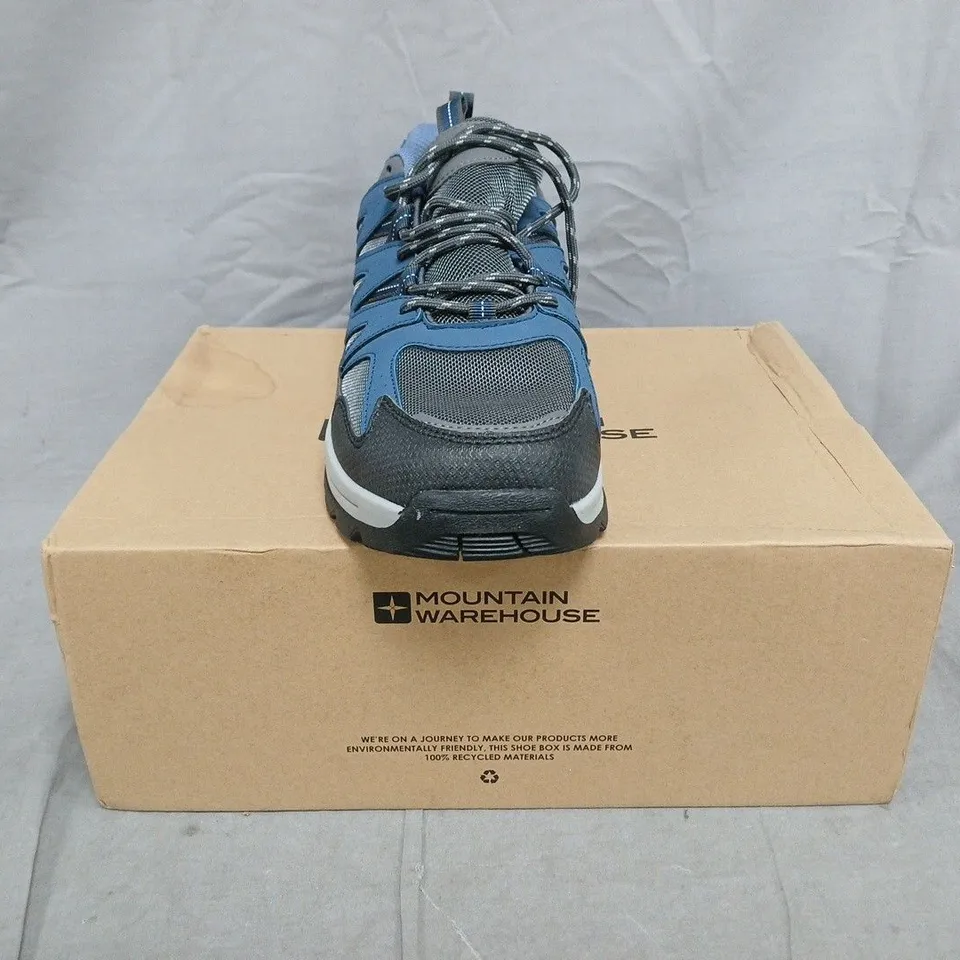 BOXED PAIR OF MOUNTAIN WAREHOUSE HIGHLINE II WALKING SHOES IN NAVY SIZE UK 11